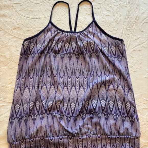 PrAna Women's gathered bottom tank top, size L - Picture 1 of 2